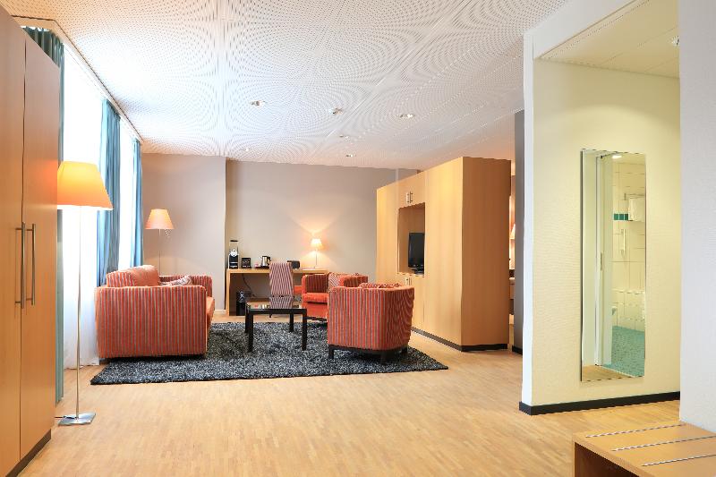 이코노미 룸, Areaone Takamatsu