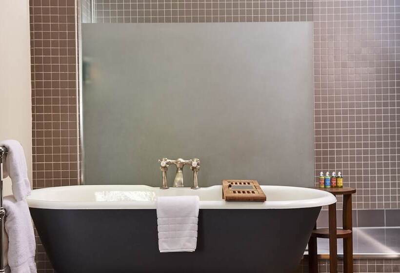 Номер Deluxe, Du Vin Newcastle