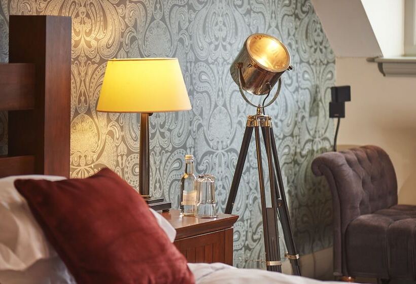 Номер Стандарт, Du Vin Newcastle