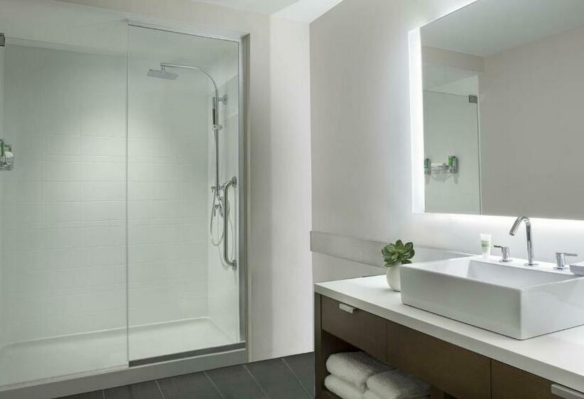 キングサイドベッドのスタンダードワンルーム, Element Vaughan Southwest