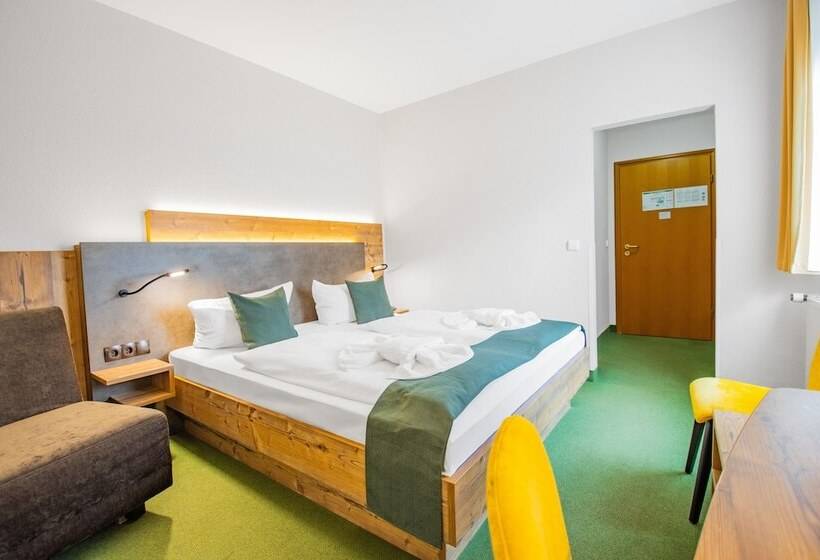 اتاق استاندارد سه نفره, Ferien Hotel Spreewald