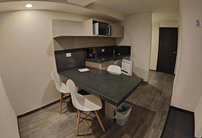 デラックススイート, Kasa Hotel & Suites