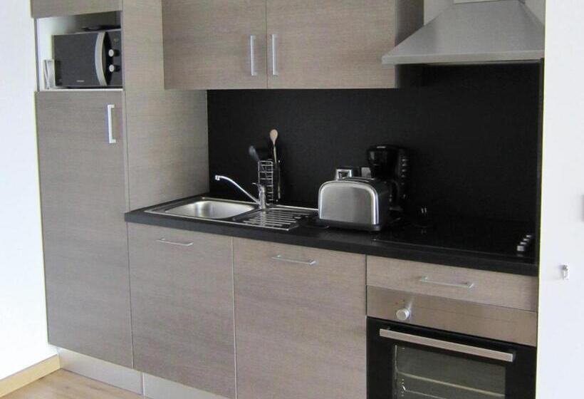 آپارتمان 2 خوابه, Lagrange Vacances Les Patios Eugenie