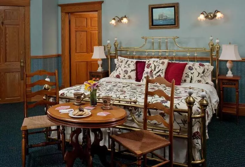 キングサイズベッドのスタンダードルーム, Old Rittenhouse Inn