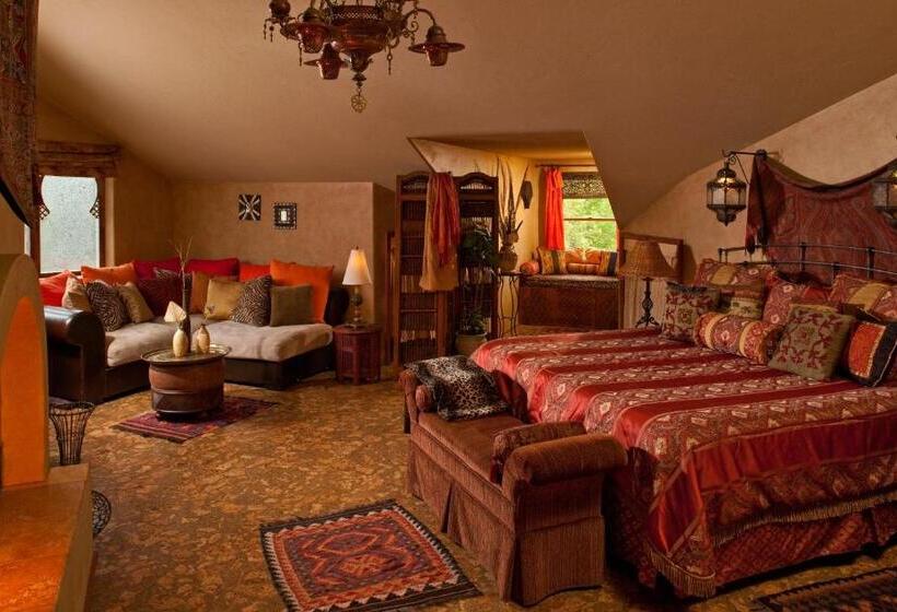 Suite with lake view, Old Rittenhouse Inn