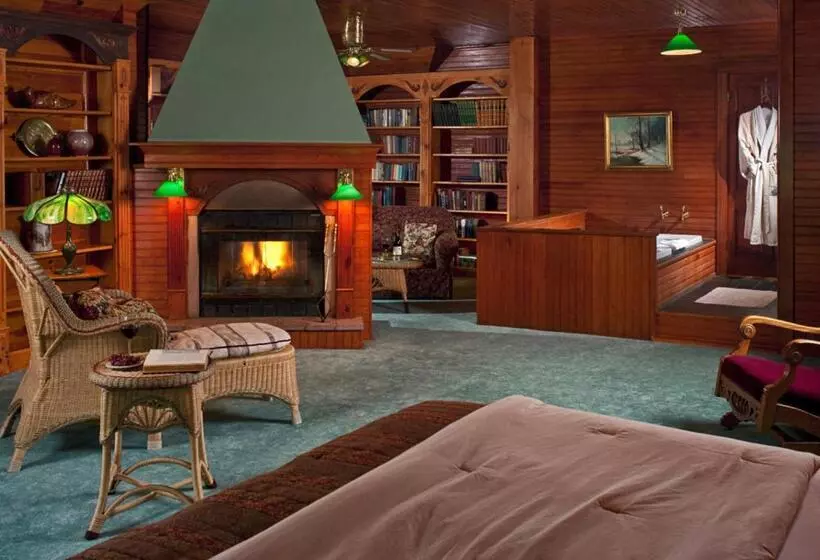 キングサイズベッドのデラックススイート, Old Rittenhouse Inn