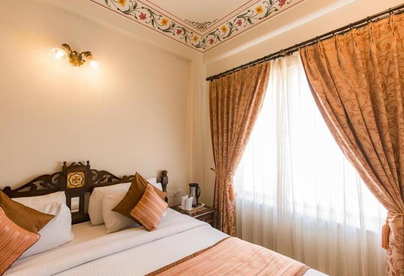 Номер Deluxe, Umaid Residency  A Regal Heritage Home