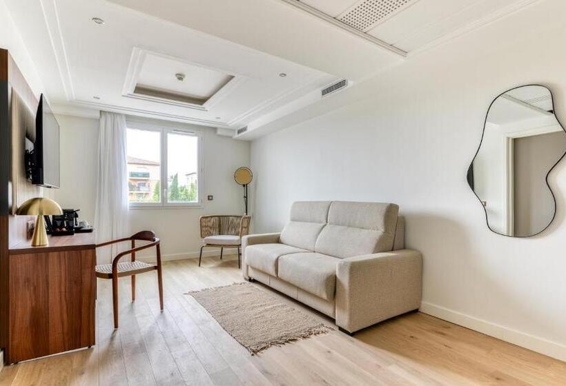 جناح عائلي, Zenitude Hotel La Valadiere, Ascend Hotel Collection