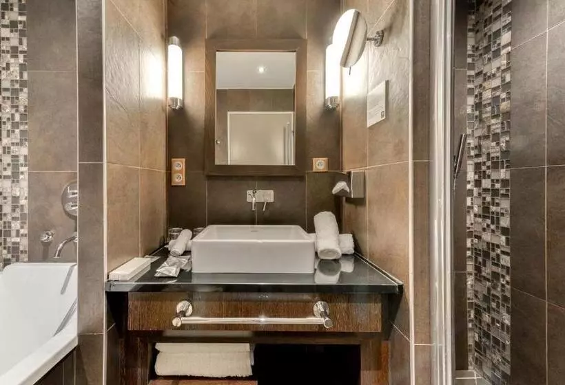 デラックスジュニアスイート, Zenitude Hotel La Valadiere, Ascend Hotel Collection