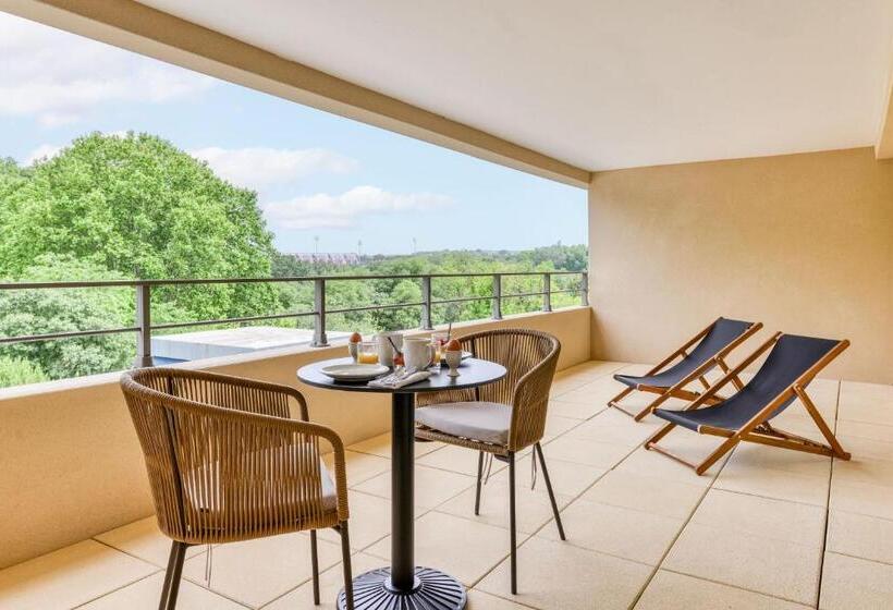 جناح جونيور ديلوكس, Zenitude Hotel La Valadiere, Ascend Hotel Collection