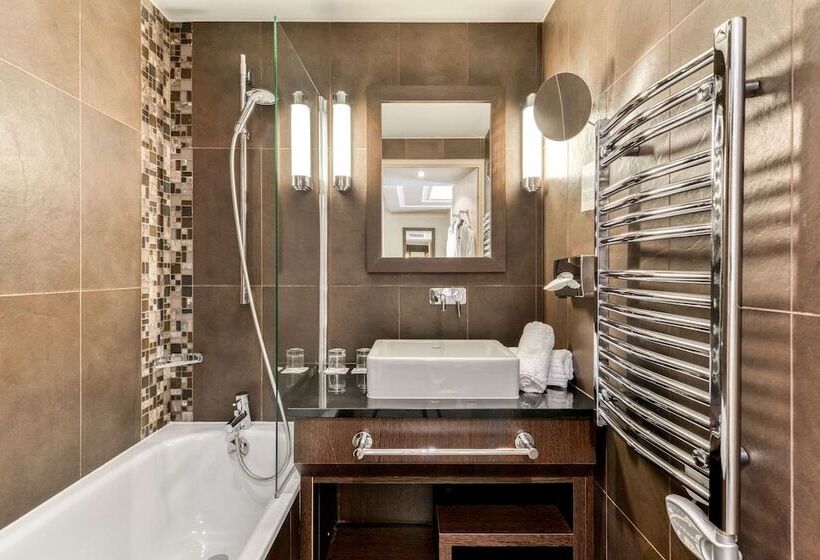 جناح عائلي, Zenitude Hotel La Valadiere, Ascend Hotel Collection