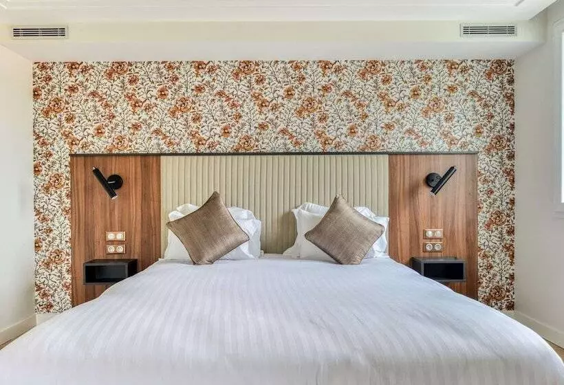 デラックスジュニアスイート, Zenitude Hotel La Valadiere, Ascend Hotel Collection