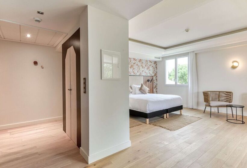 جناح جونيور ديلوكس, Zenitude Hotel La Valadiere, Ascend Hotel Collection