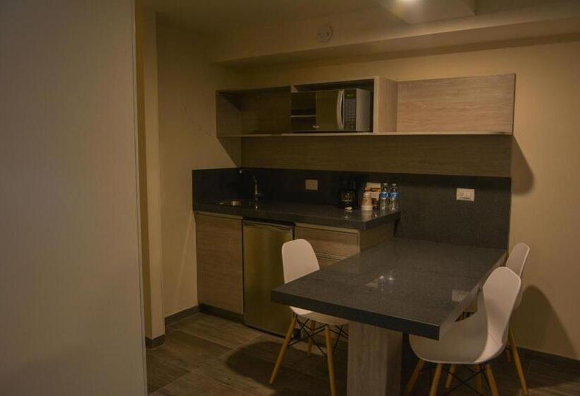 デラックススイート, Kasa Hotel & Suites
