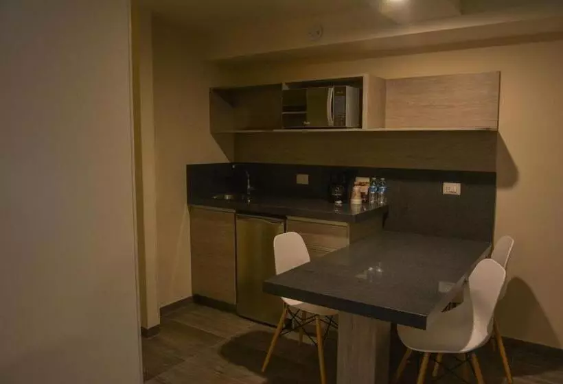 デラックススイート, Kasa Hotel & Suites