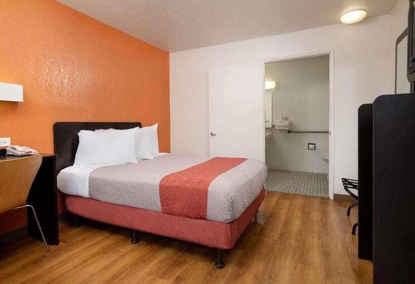 Номер Стандарт Адаптированный для Инвалидов, Motel 6 Camarillo, Ca