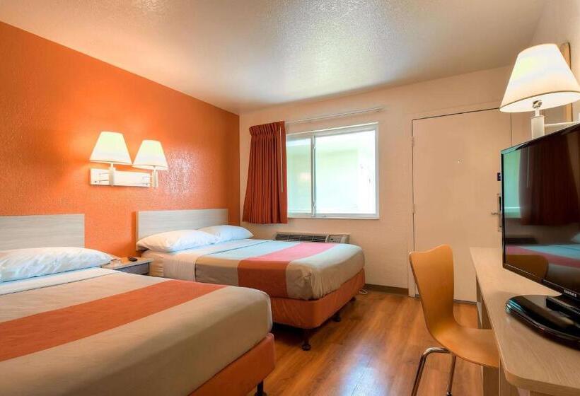 غرفة قياسية رباعية, Motel 6 Westminster, Ca   South   Long Beach Area