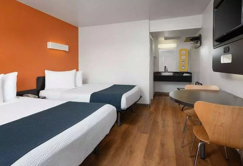 デラックスルーム, Motel 6carpinteria, Ca  Santa Barbara  North