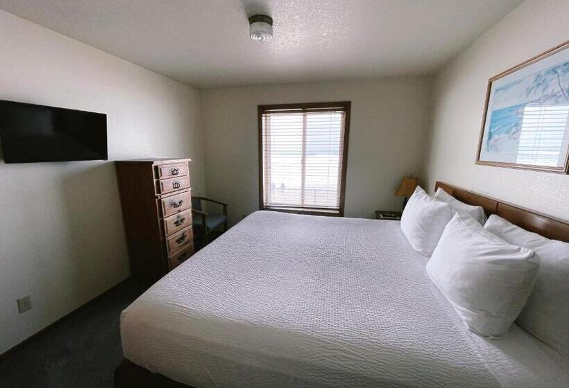 Люкс 3 Спальни, Sandcastle Beachfront