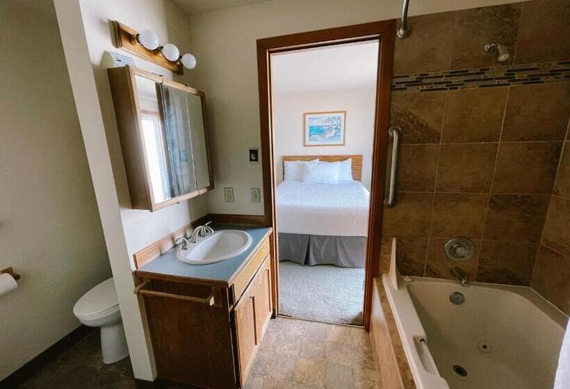 Люкс 3 Спальни, Sandcastle Beachfront