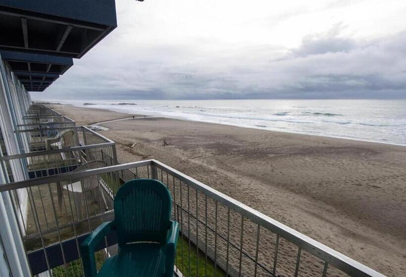 Номер Стандарт с Балконом, Sandcastle Beachfront