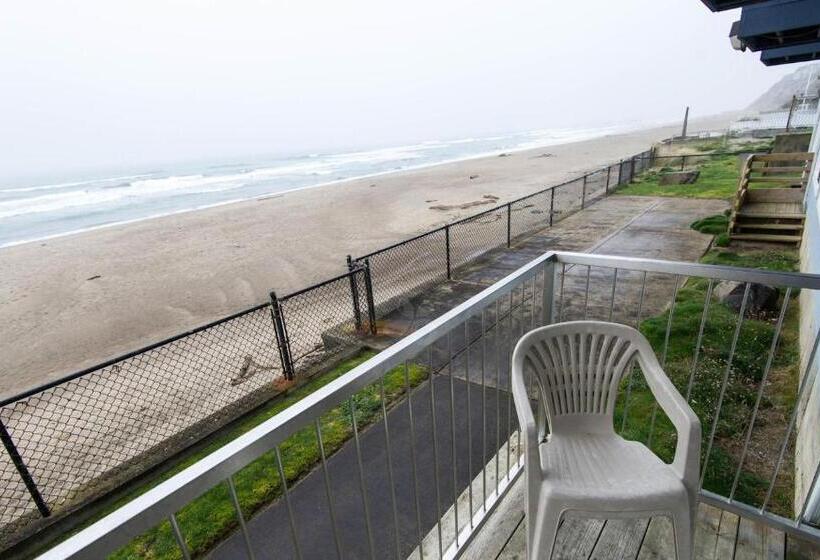 Номер Стандарт с Гидромассажем, Sandcastle Beachfront