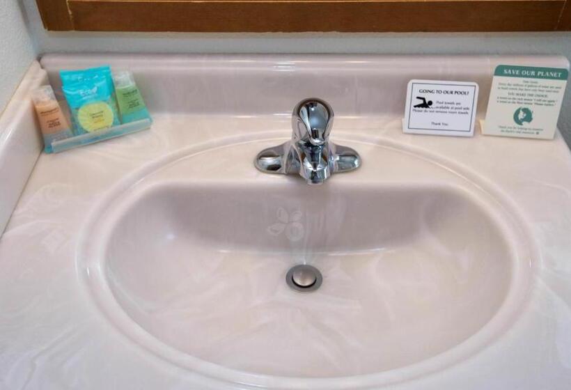 Номер Стандарт с Гидромассажем, Sandcastle Beachfront