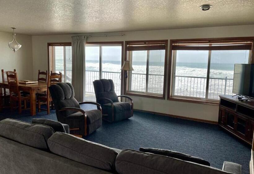 Люкс 3 Спальни, Sandcastle Beachfront