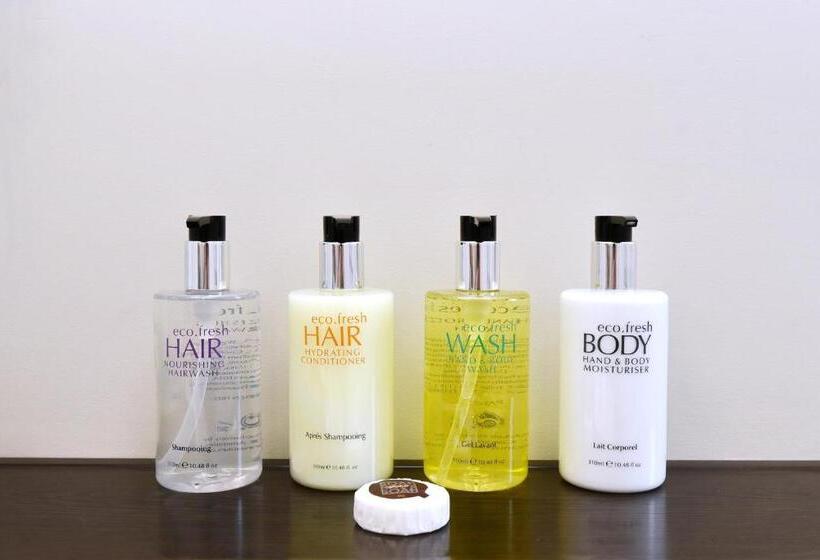 جناح غرفتين نوم, The Riverstone