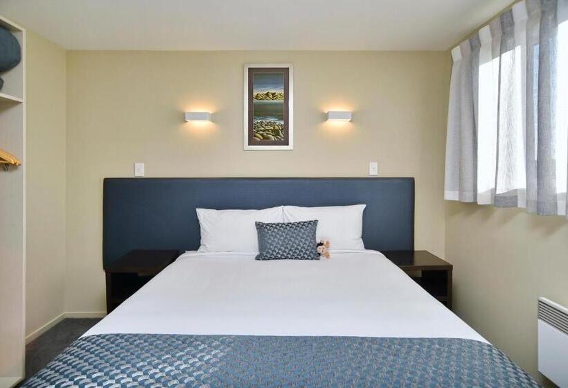 جناح غرفتين نوم, The Riverstone