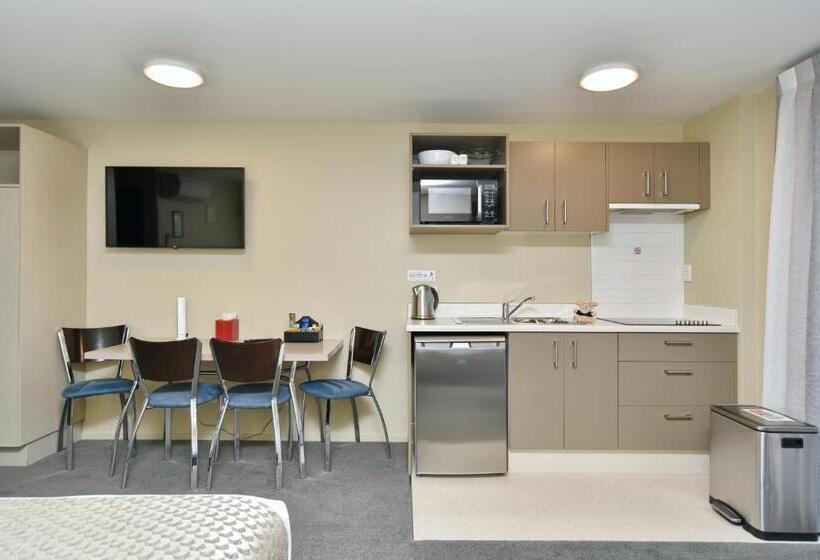 إستوديو قياسى, The Riverstone