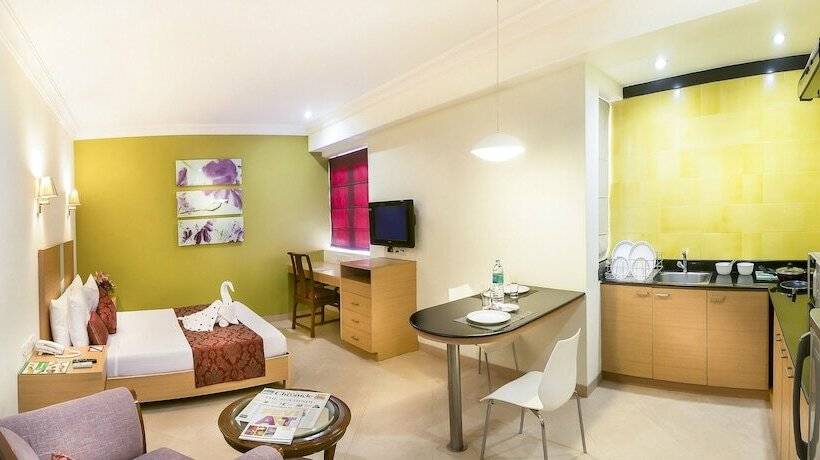 Suite Junior, The Lotus Apartment Hotels Burkit Road