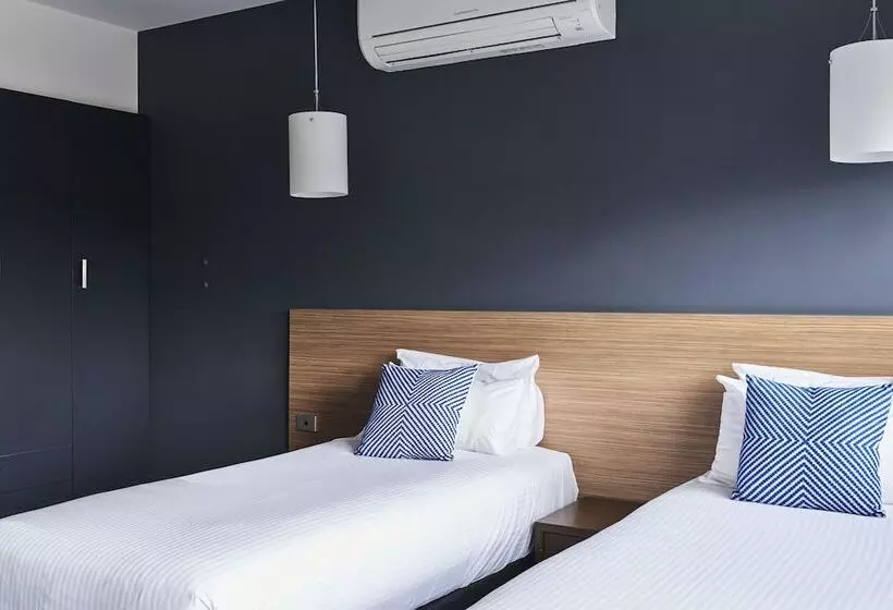 スタンダードスタジオ, Oaks Vue Suites Geelong