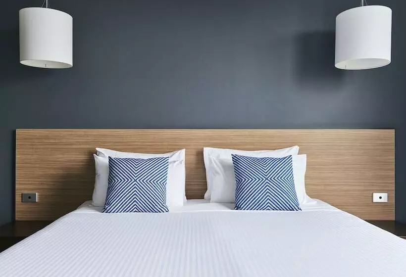 スタンダードスタジオ, Oaks Vue Suites Geelong