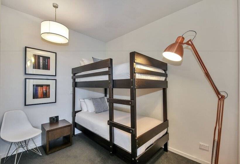 آپارتمان خانواده 1 خوابه, Oaks Vue Suites Geelong