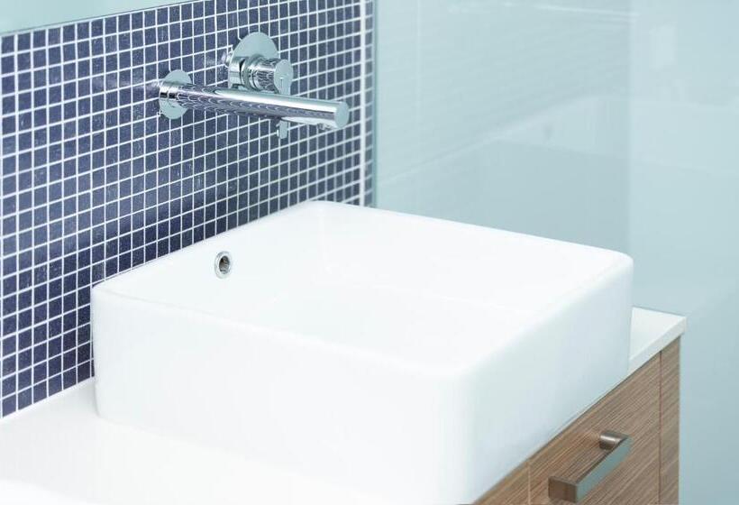 استودیوی استاندارد, Oaks Vue Suites Geelong