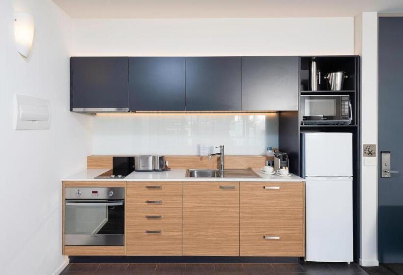 آپارتمان 1 خوابه, Oaks Vue Suites Geelong