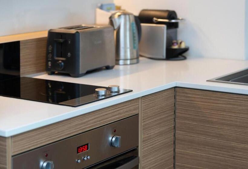 آپارتمان 2 خوابه, Oaks Vue Suites Geelong