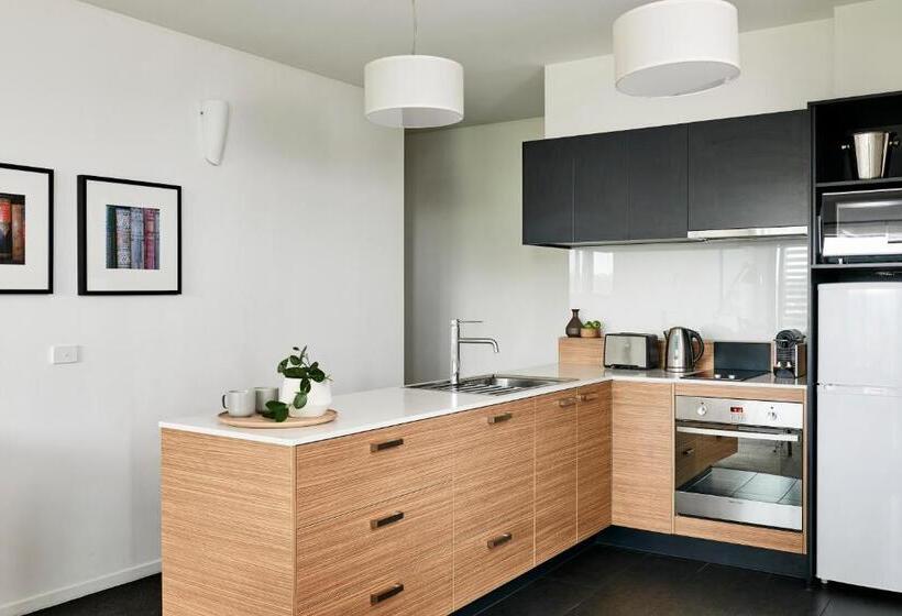آپارتمان لوکس 2 خوابه, Oaks Vue Suites Geelong