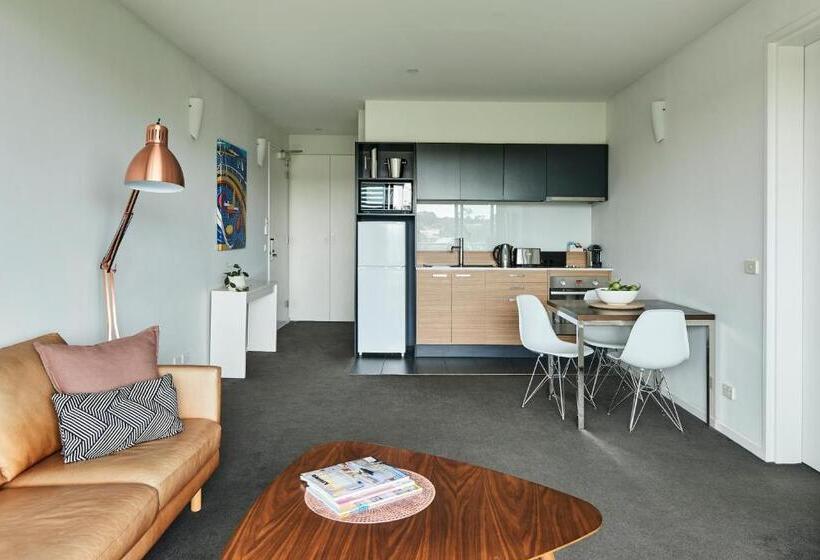 آپارتمان 1 خوابه, Oaks Vue Suites Geelong