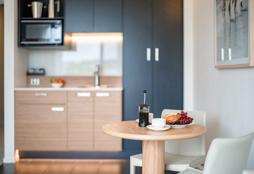 استودیوی استاندارد, Oaks Vue Suites Geelong