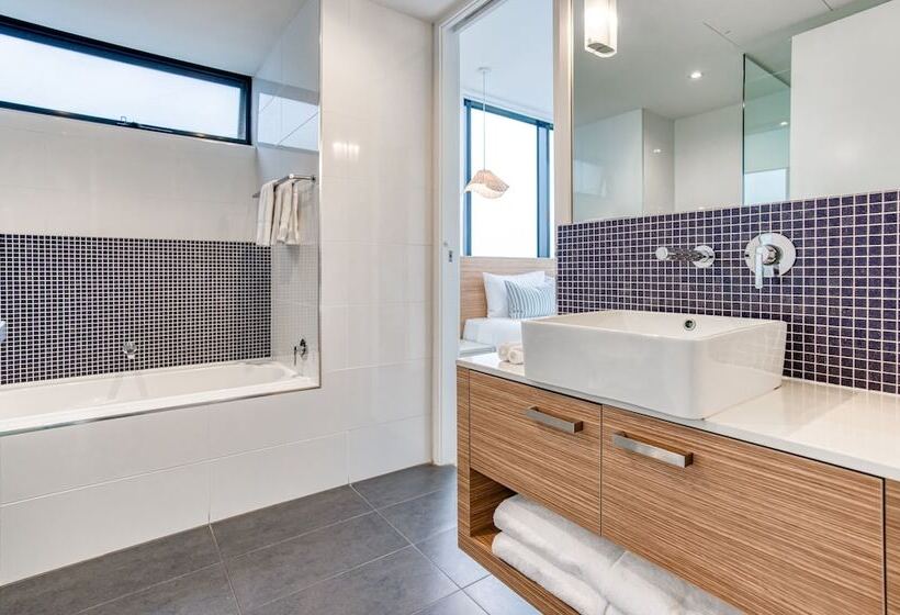آپارتمان لوکس 2 خوابه, Oaks Vue Suites Geelong