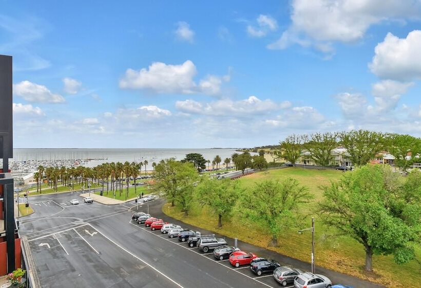 آپارتمان لوکس 2 خوابه, Oaks Vue Suites Geelong