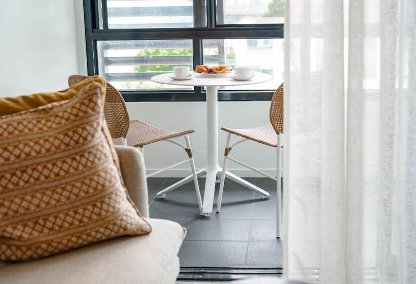 آپارتمان خانواده 1 خوابه, Oaks Vue Suites Geelong