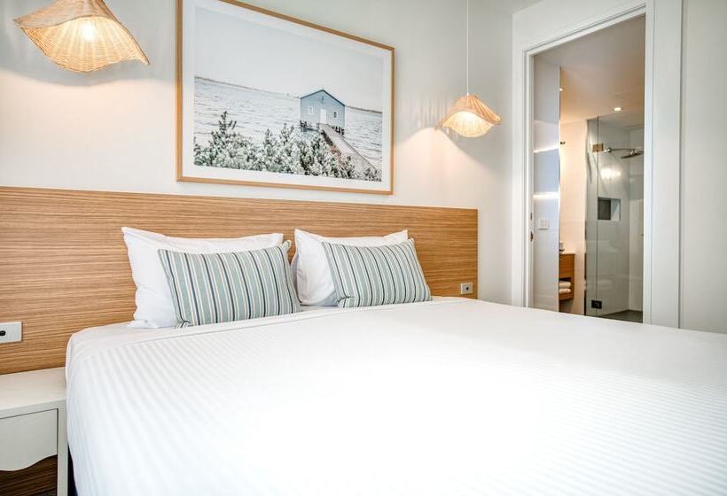 آپارتمان خانواده 1 خوابه, Oaks Vue Suites Geelong