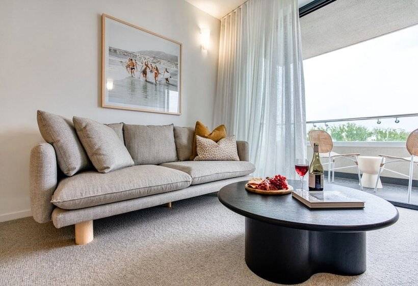 آپارتمان 1 خوابه, Oaks Vue Suites Geelong