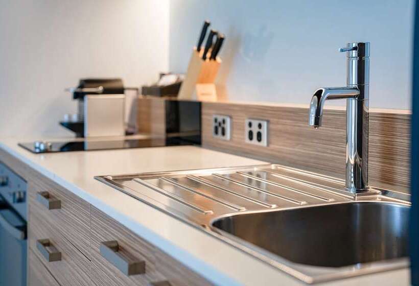 آپارتمان خانوادگی 2 خوابه, Oaks Vue Suites Geelong