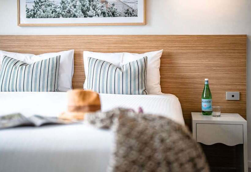 스탠다드 스튜디오, Oaks Vue Suites Geelong