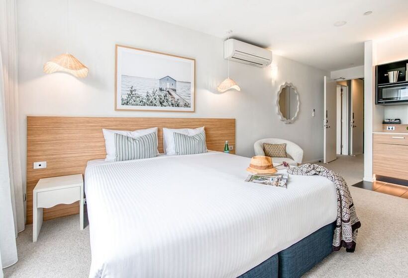 استودیوی استاندارد, Oaks Vue Suites Geelong