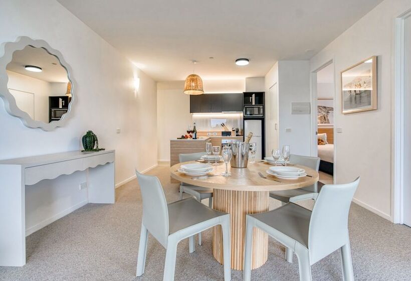 آپارتمان لوکس 2 خوابه, Oaks Vue Suites Geelong